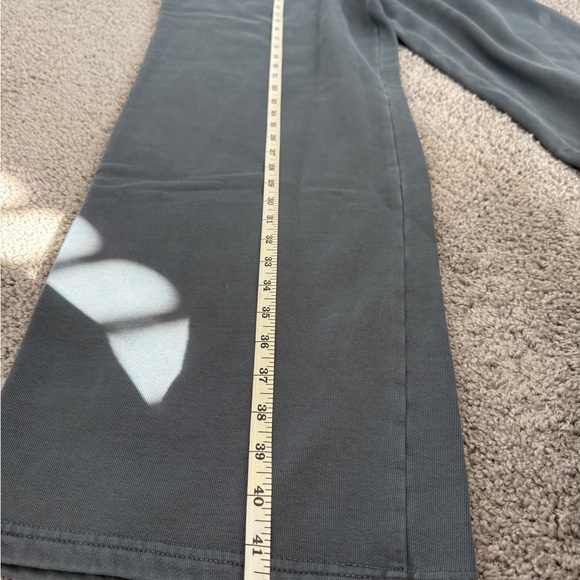 SKIMS Women's Color Zircon Sweatpants Size XS - Picture 7 of 12